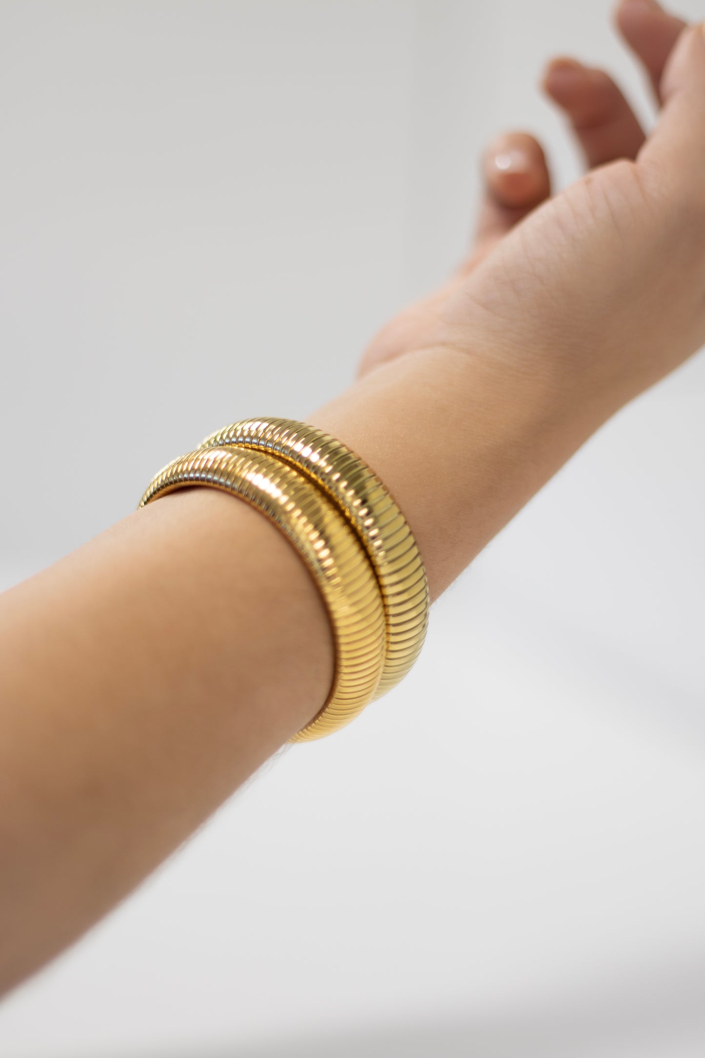 Pulsera Aro Small Dorado